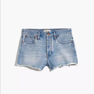 NWT Madewell Relaxed Denim Shorts in Cedarcroft Wash